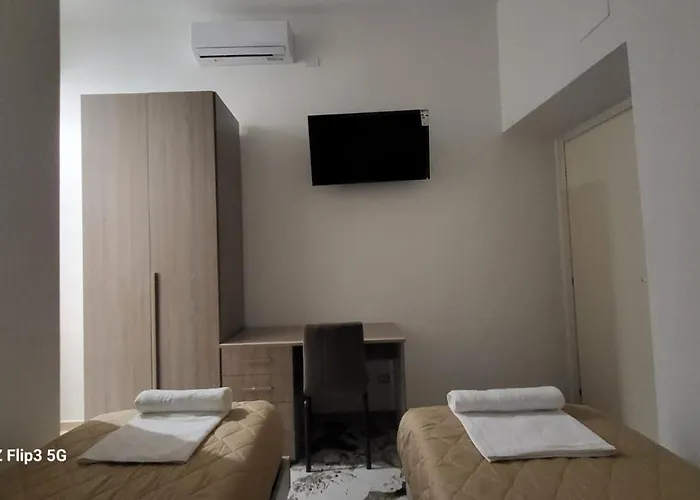 Menna Oda ve Kahvaltı Roma