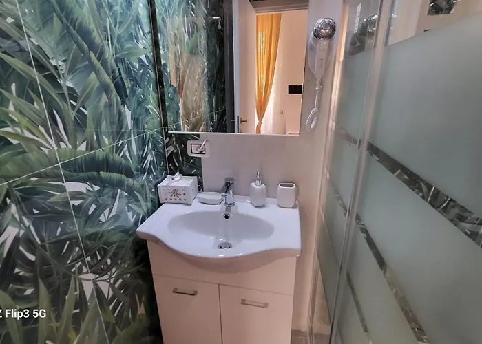Oda ve Kahvaltı Menna Roma